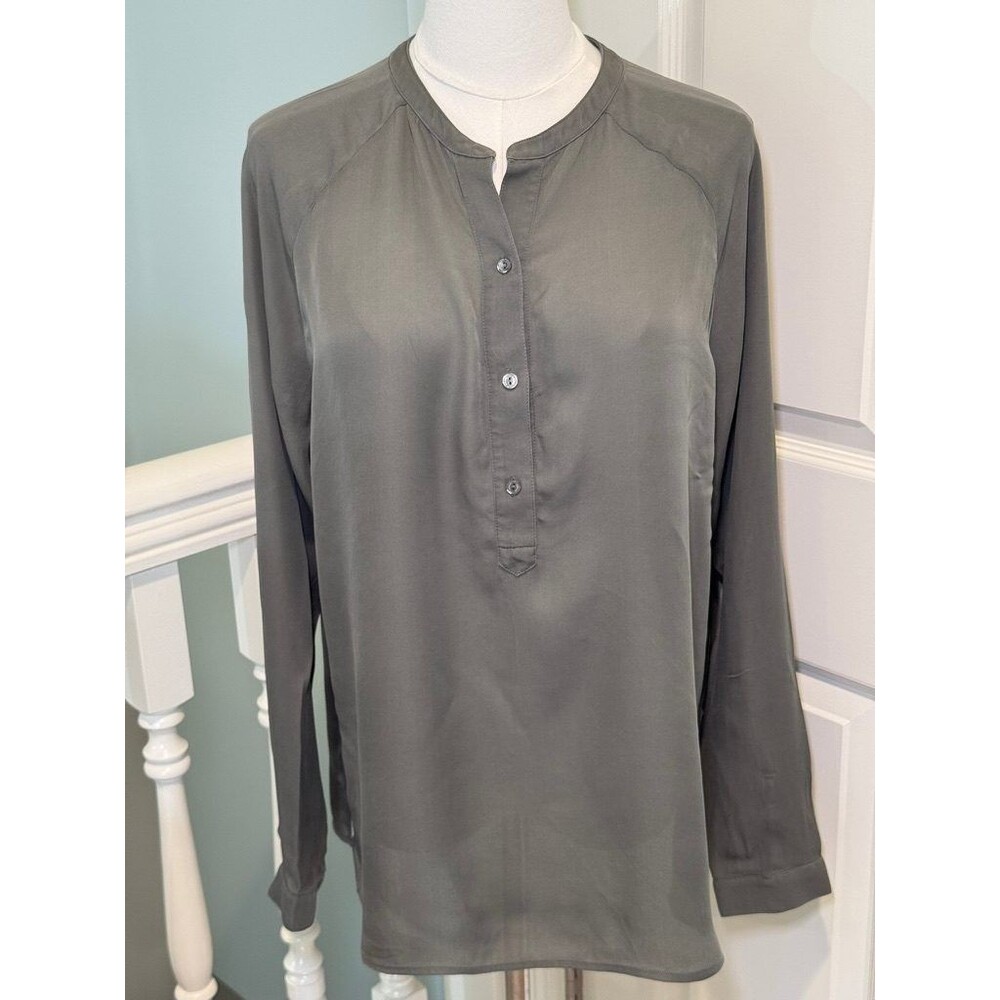 Vince 100% Silk Blouse Womens M Gray Long Sleeve Popover Henley Band Collar Top